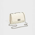 Bolso acolchado con cadena