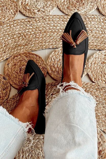 Mocasines de Punta con Borlas
