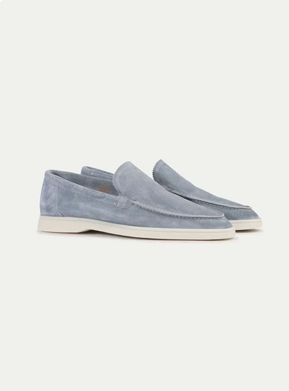 Mocasín de ante azul cielo