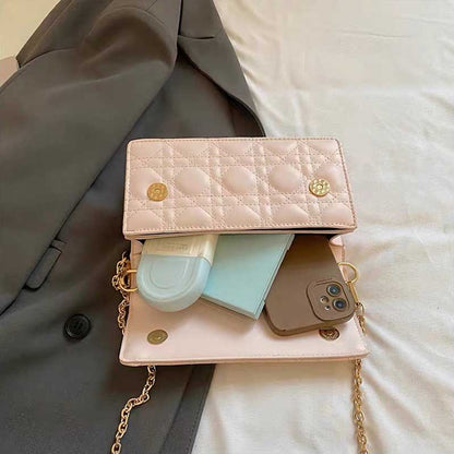 Bolso acolchado con lazo