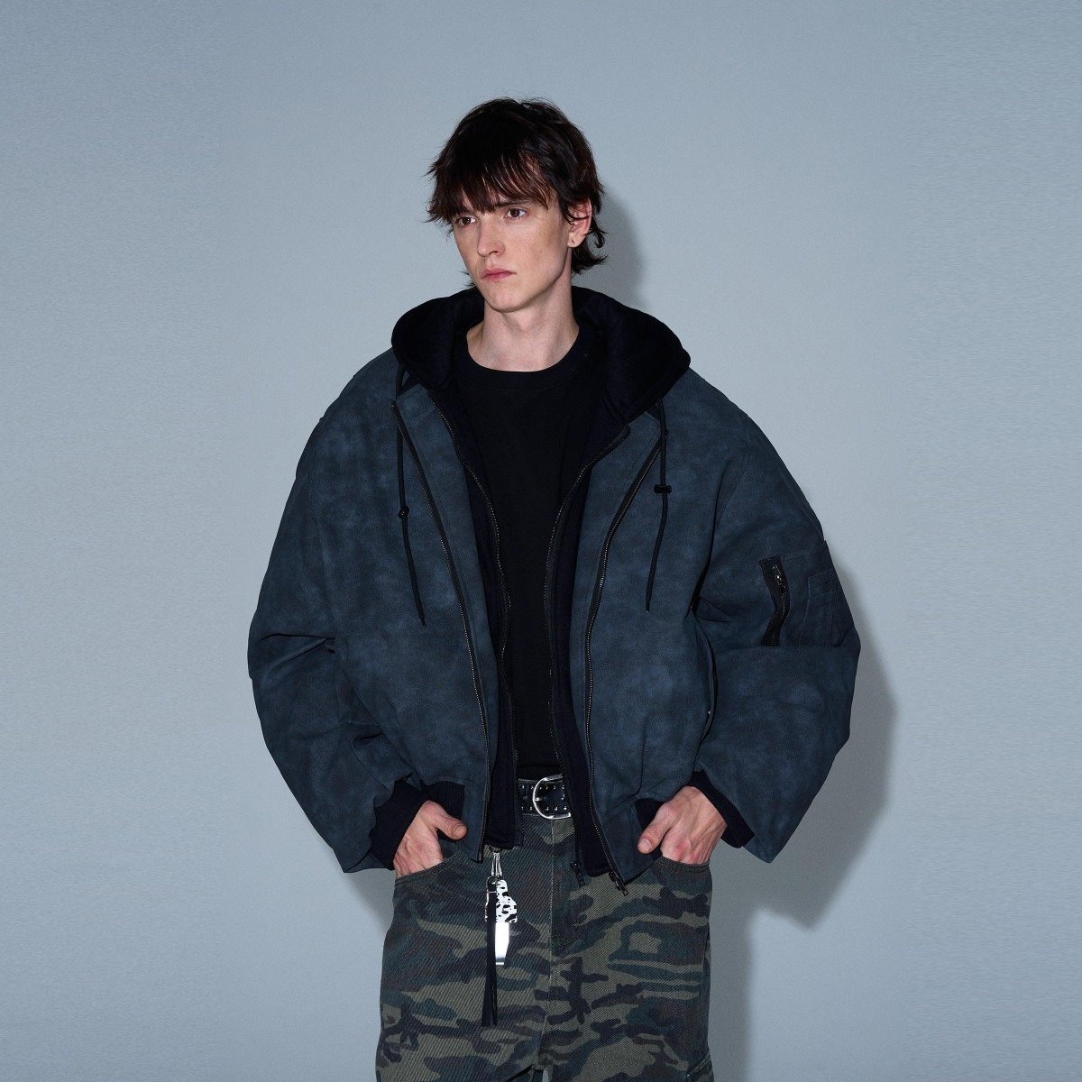 Bomber Vanity
